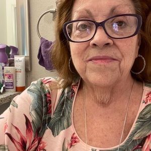 Meet your Posher, Bonnie